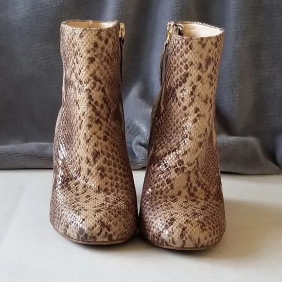 INC Snake Skin Style Women's Zip Ankle Boots 5M - Picture 3 of 8